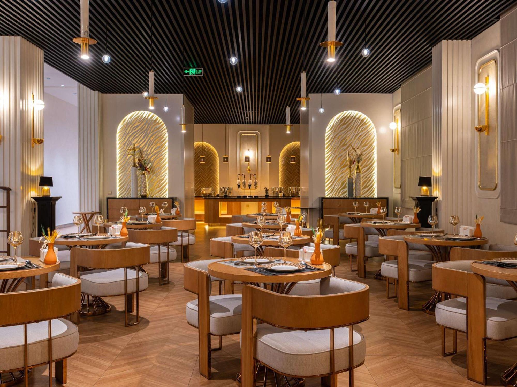 Moevenpick Semerkant Dış mekan fotoğraf