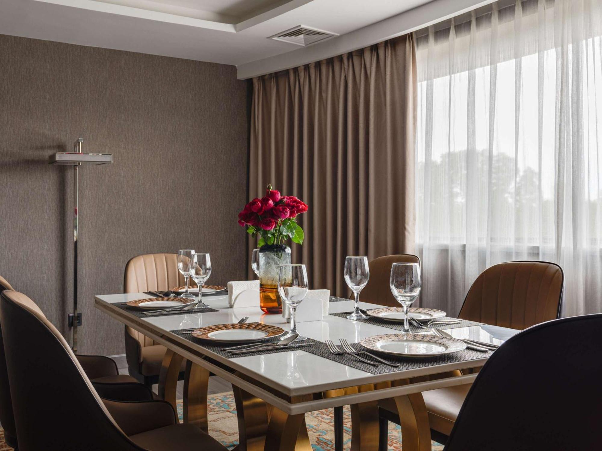 Moevenpick Semerkant Dış mekan fotoğraf
